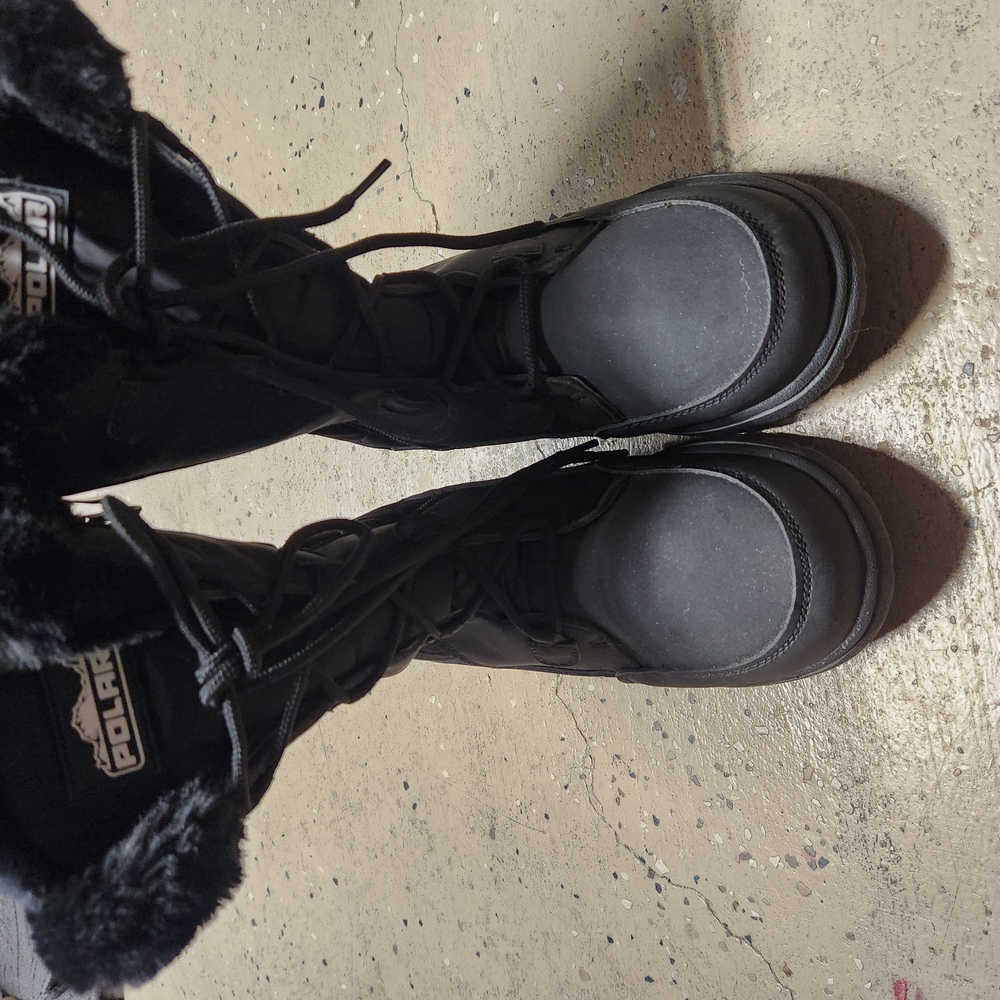 Women's Black Snow Boots